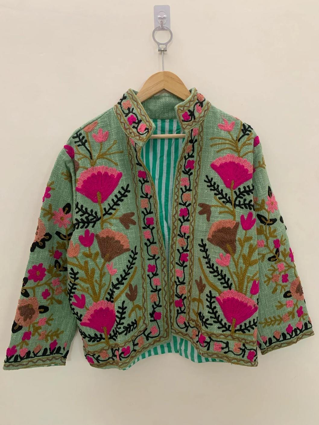 Vintage TNT Suzani Short Jacket | Embroidered Floral Coat Robe | Ethnic Uzbek Textile | Festival Kimono Jacket |Warm Outerwear |Gift For Her