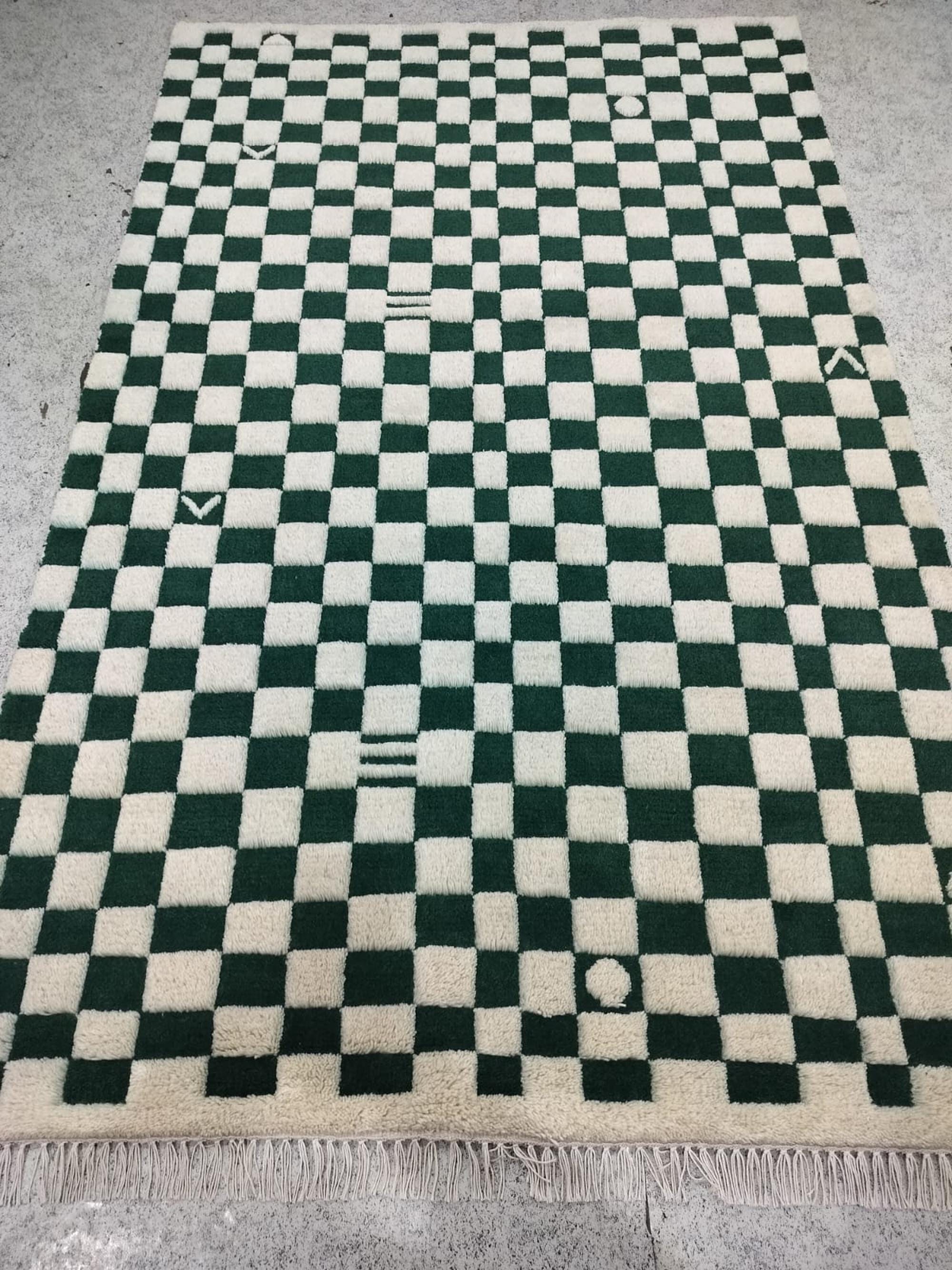 Green Checkered Moroccan Rug, 100% Wool Area Rug For Bedroom, Dining Area, Pet Friendly Moroccan Carpet, Custom Size Fluffy Area Rug