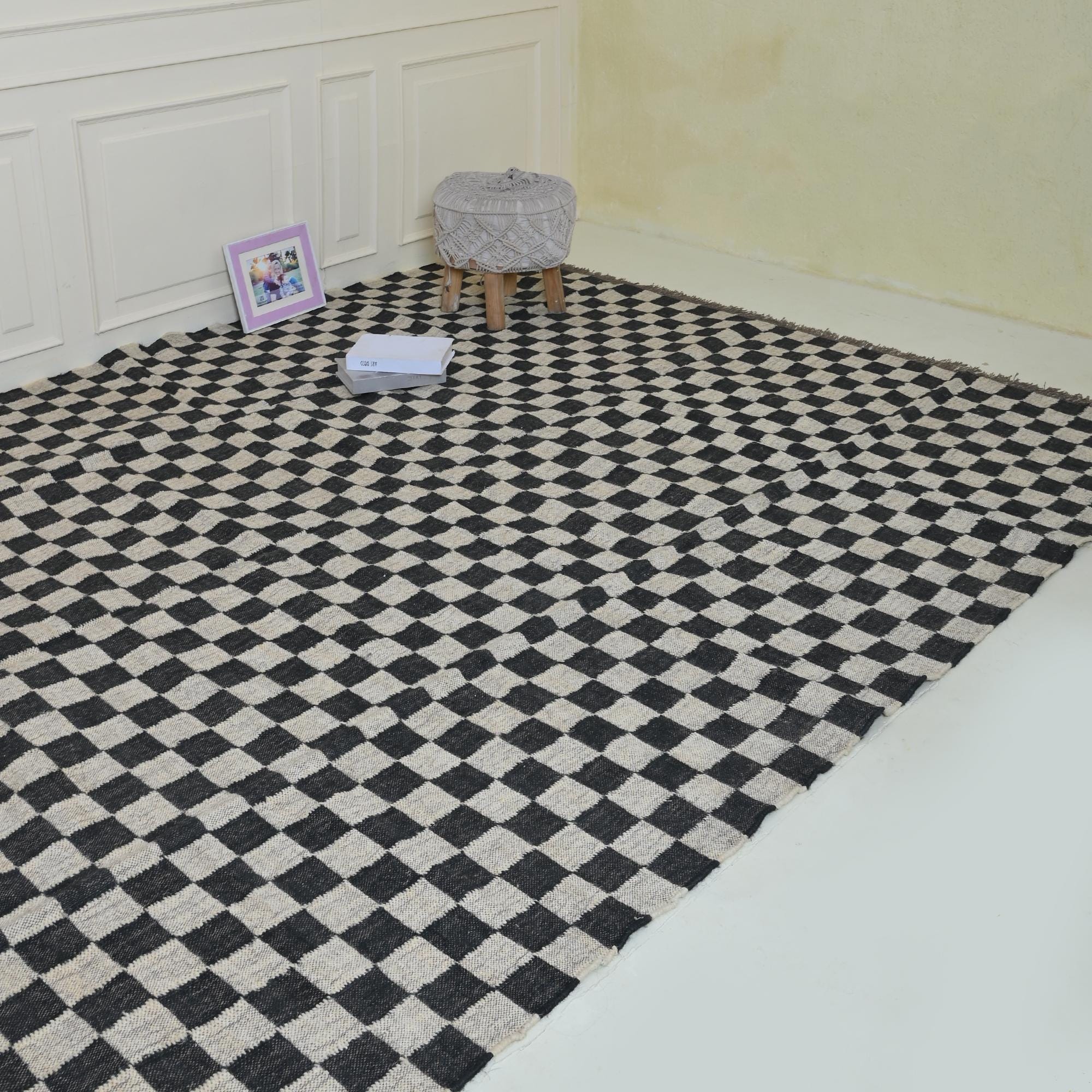Jute Killim Checkered Rug, Wool Jute Area Rug For Living Room Decor, Kitchen Rug, Bedroom Rug, Black Checkered Rug, Custom Size Jute Rug