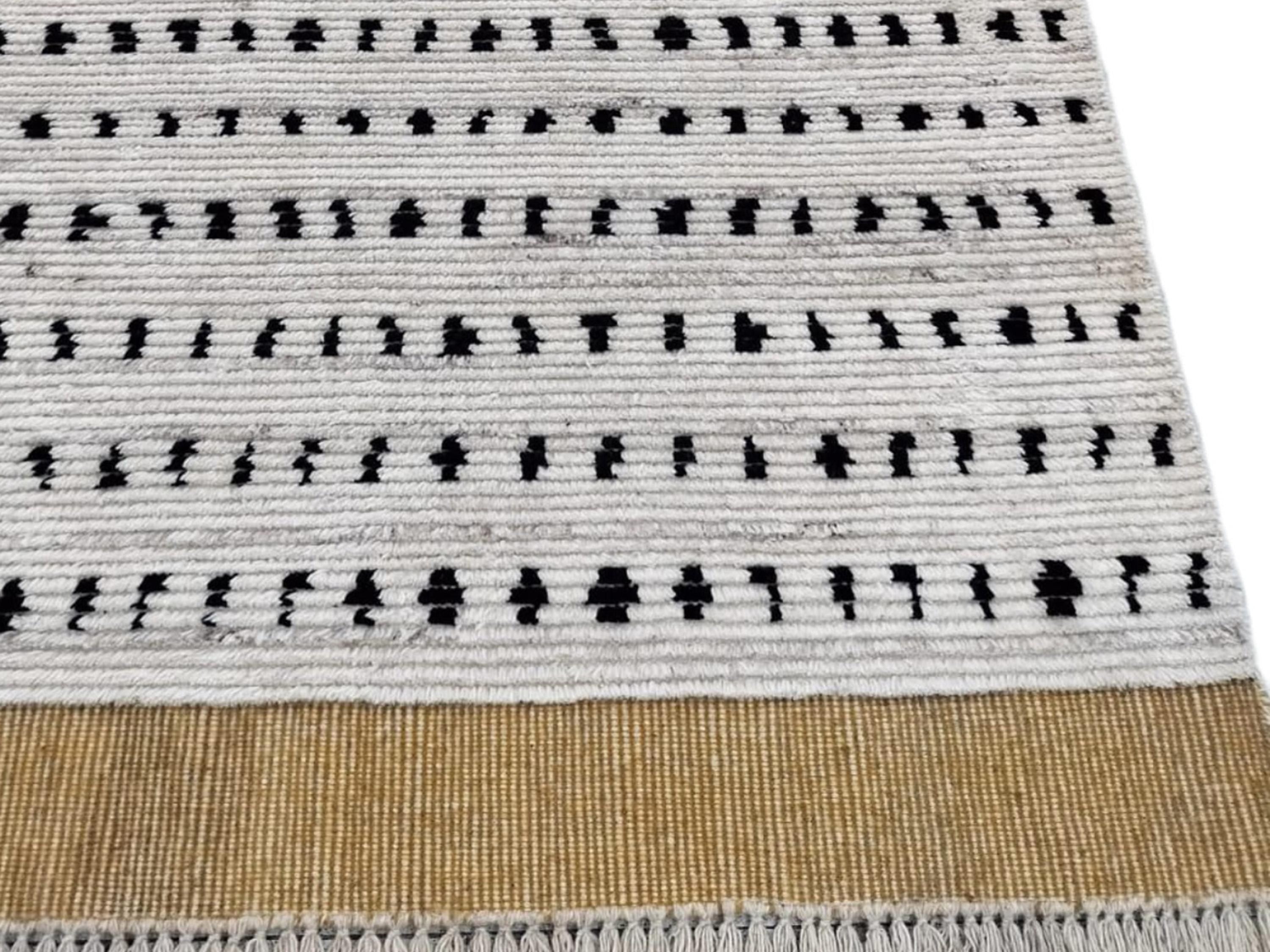 Made to Order White & Black Moroccan Rug, Dotted Wool Area Rug, Handmade Hand Knotted Berber Rug, Luxury Dining Room Carpet