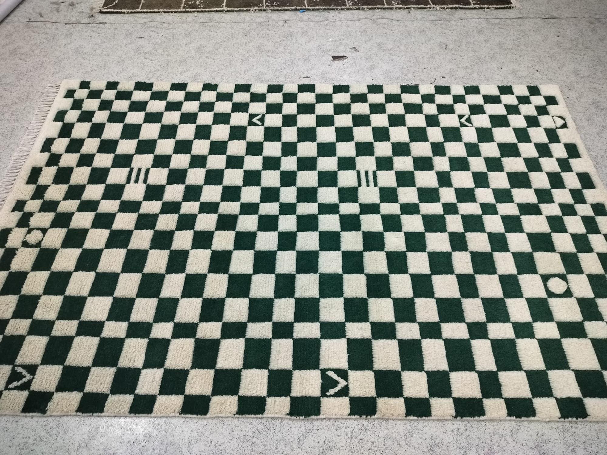 Green Checkered Moroccan Rug, 100% Wool Area Rug For Bedroom, Dining Area, Pet Friendly Moroccan Carpet, Custom Size Fluffy Area Rug