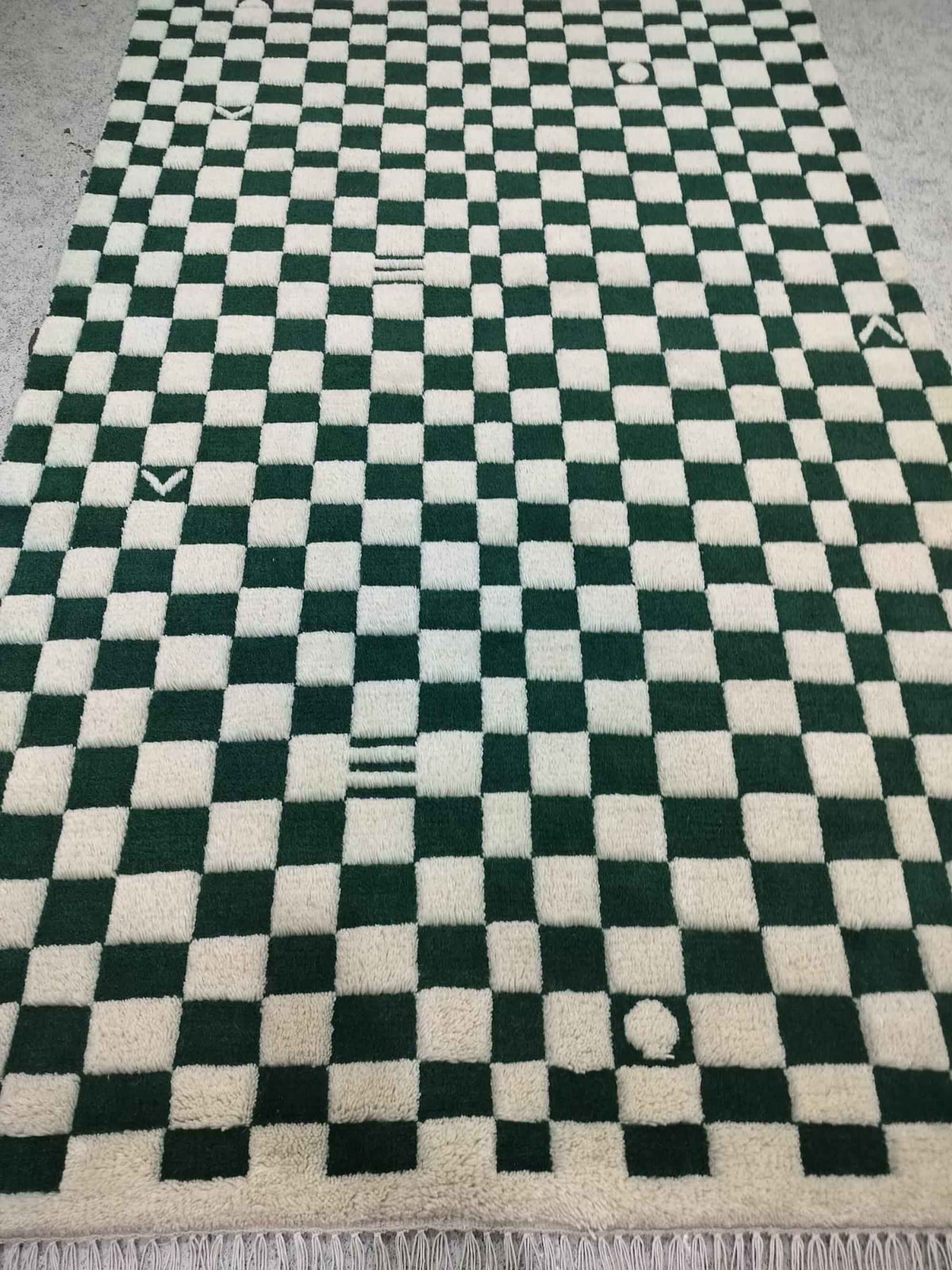 Green Checkered Moroccan Rug, 100% Wool Area Rug For Bedroom, Dining Area, Pet Friendly Moroccan Carpet, Custom Size Fluffy Area Rug