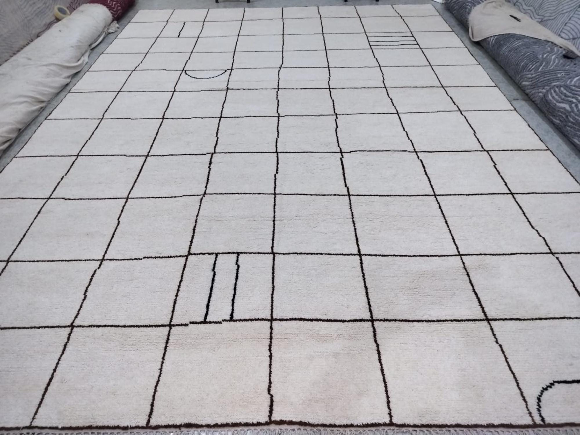 Checkered Rug, Checkerboard Carpet, Beige Grid Design Carpet, Home Decor Grid Checkerboard Rug, Wool Area Carpet, Bedroom Rug