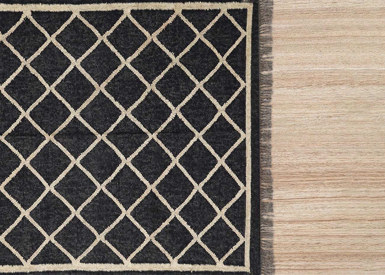 Kilim Rug, Handwoven, Wool and Jute Rug Handmade, KILIM Rug In Black And Beige Design,Handwoven Wool Jute Kilim Rug Wool Jute Rug