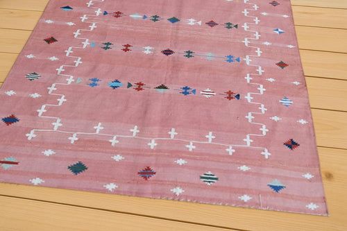 Blush Pink Indian Dhurrie Rug - Handmade Cotton Flatweave Area Rug, Modern Scandinavian Kilim Tapestry Wool & Cotton Carpet