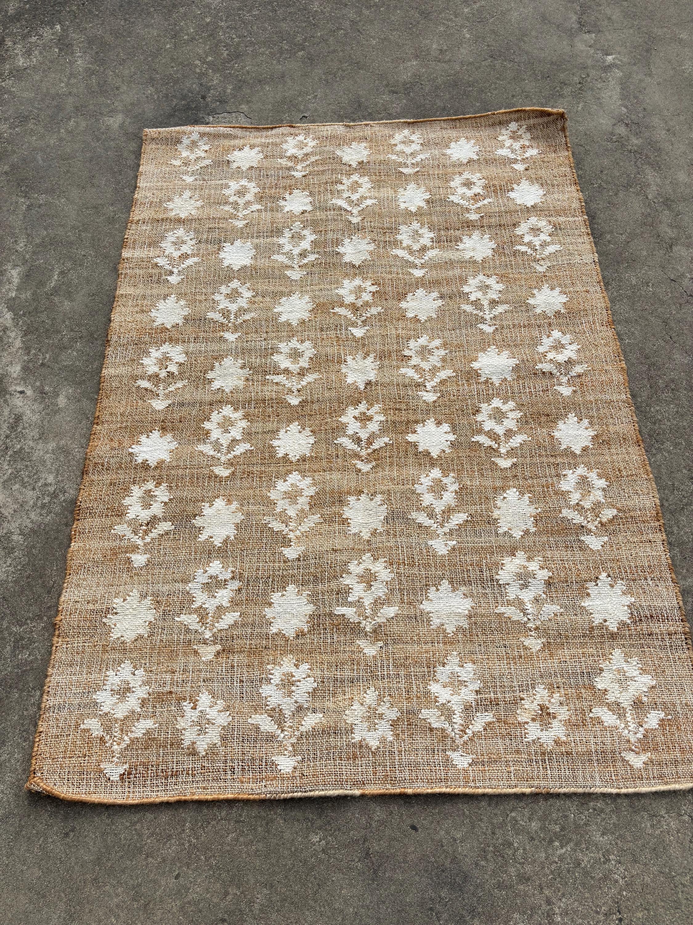 10x14 Jute Rug, white Flower Natural Jute Rug,, Handmade loom Cotton jute Rug Carpet, Custom Size Rug, Outdoor Rug