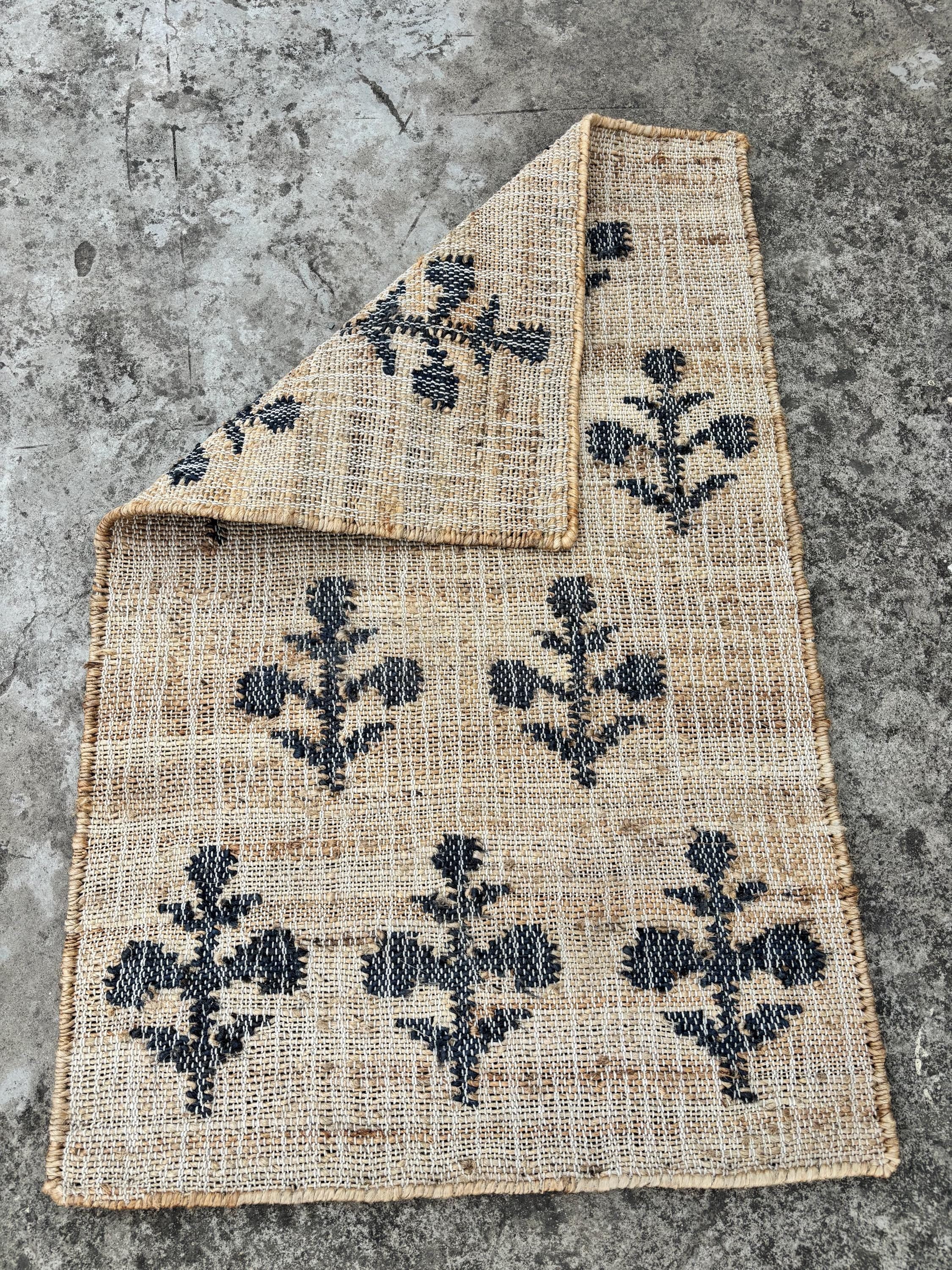 Handmade Natural Jute Cotton Rug – Boho Flower Design, Bohemian Cotton Area Rug, Rustic Farmhouse Home Decor