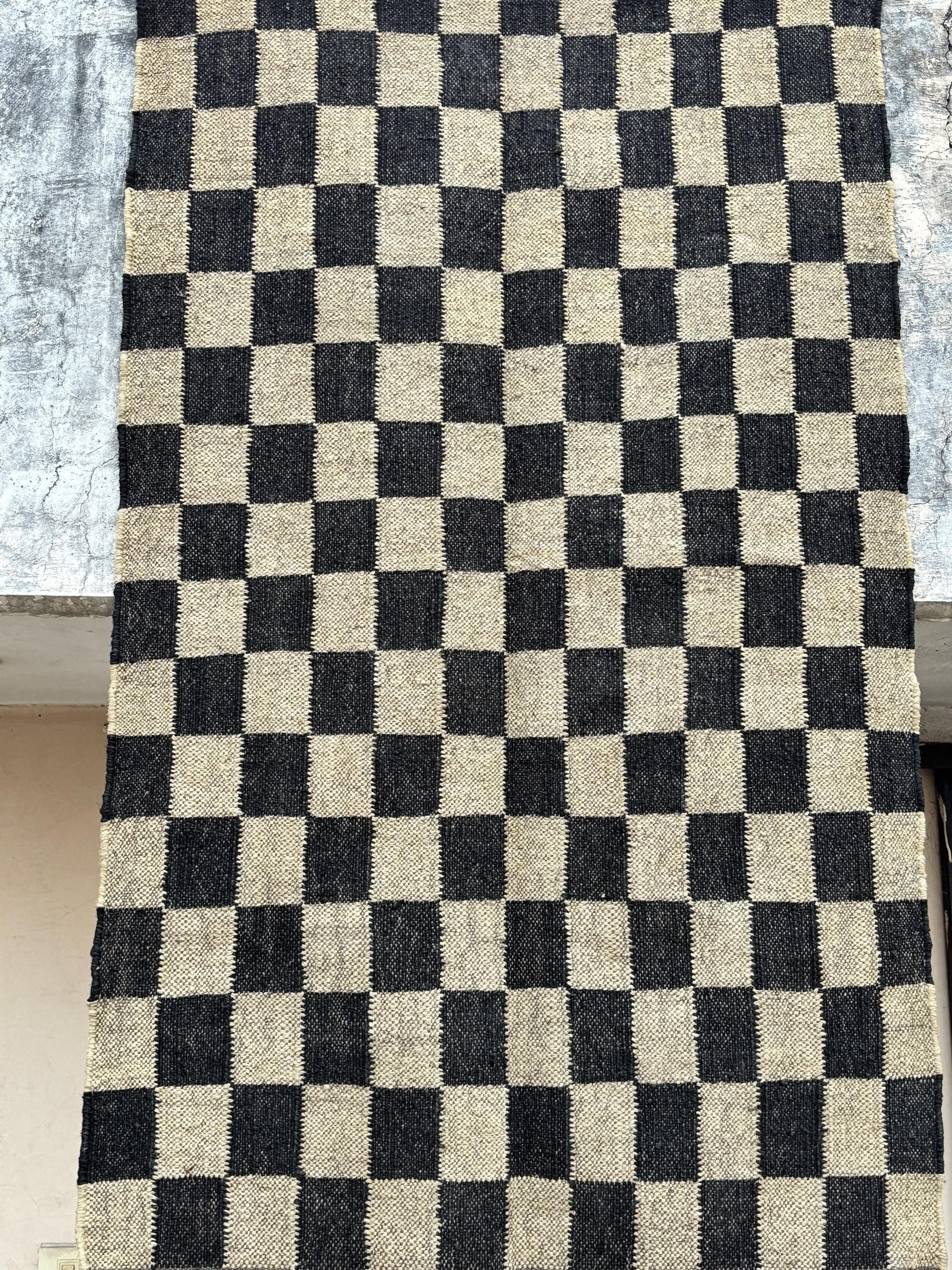 Black with Off White Design Indian Handwoven Wool Jute Vintage Kilim Rugs For Home Decor, Checkered Runner, Large Size, Kitchen Rug