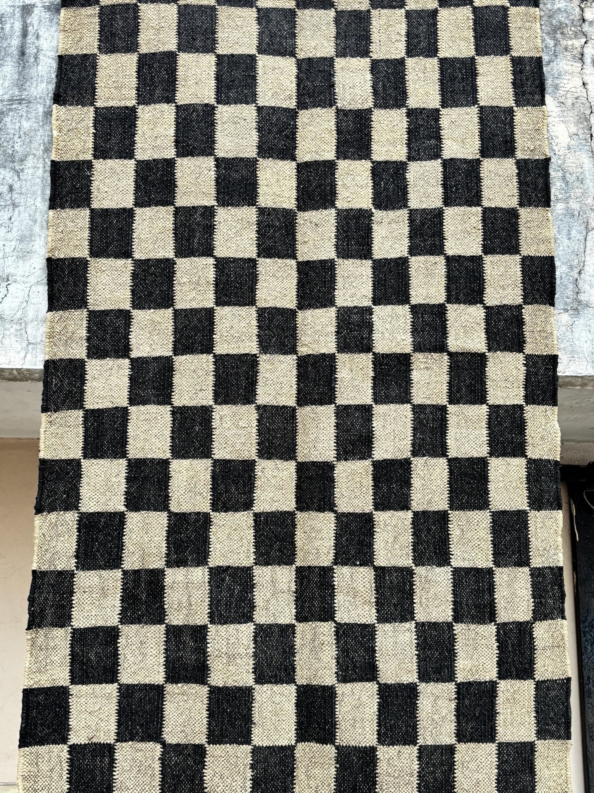 Black with Off White Design Indian Handwoven Wool Jute Vintage Kilim Rugs For Home Decor, Checkered Runner, Large Size, Kitchen Rug