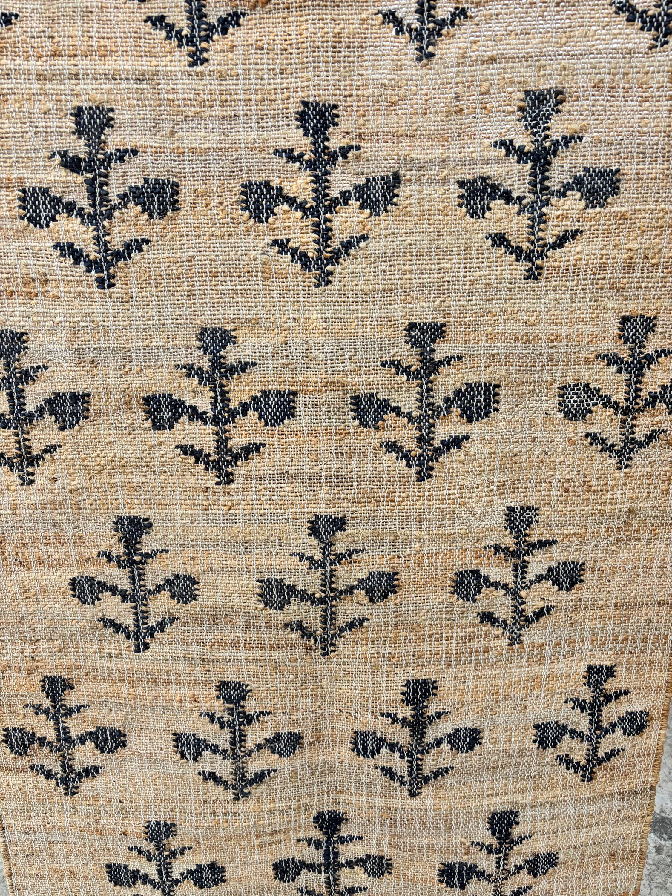 Black Flower Patten Begie Jute rug, Cottan Jute Rug, Handmade Cottan Jute Rug, Indian Traditional Geometric Custom Jute Rug