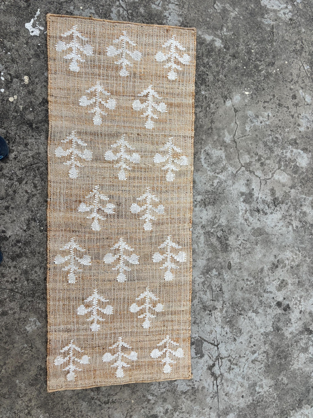 Natural White Flower Jute Rug, Organic Natural Jute Rug, Handmade Cotton Jute Rug- Indian Traditional Geometric Custom Jute Runner