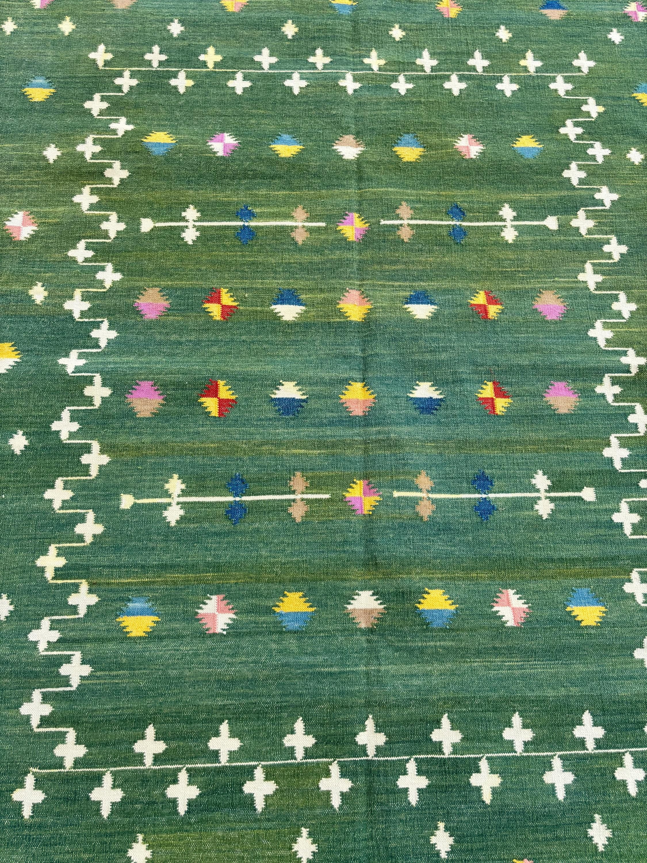 Handmade Cotton Area Flat Weave Rug, Natural Vegetable Dyed, Green And White, Area Rug For Living Room, Bedroom, Home Decor Rug