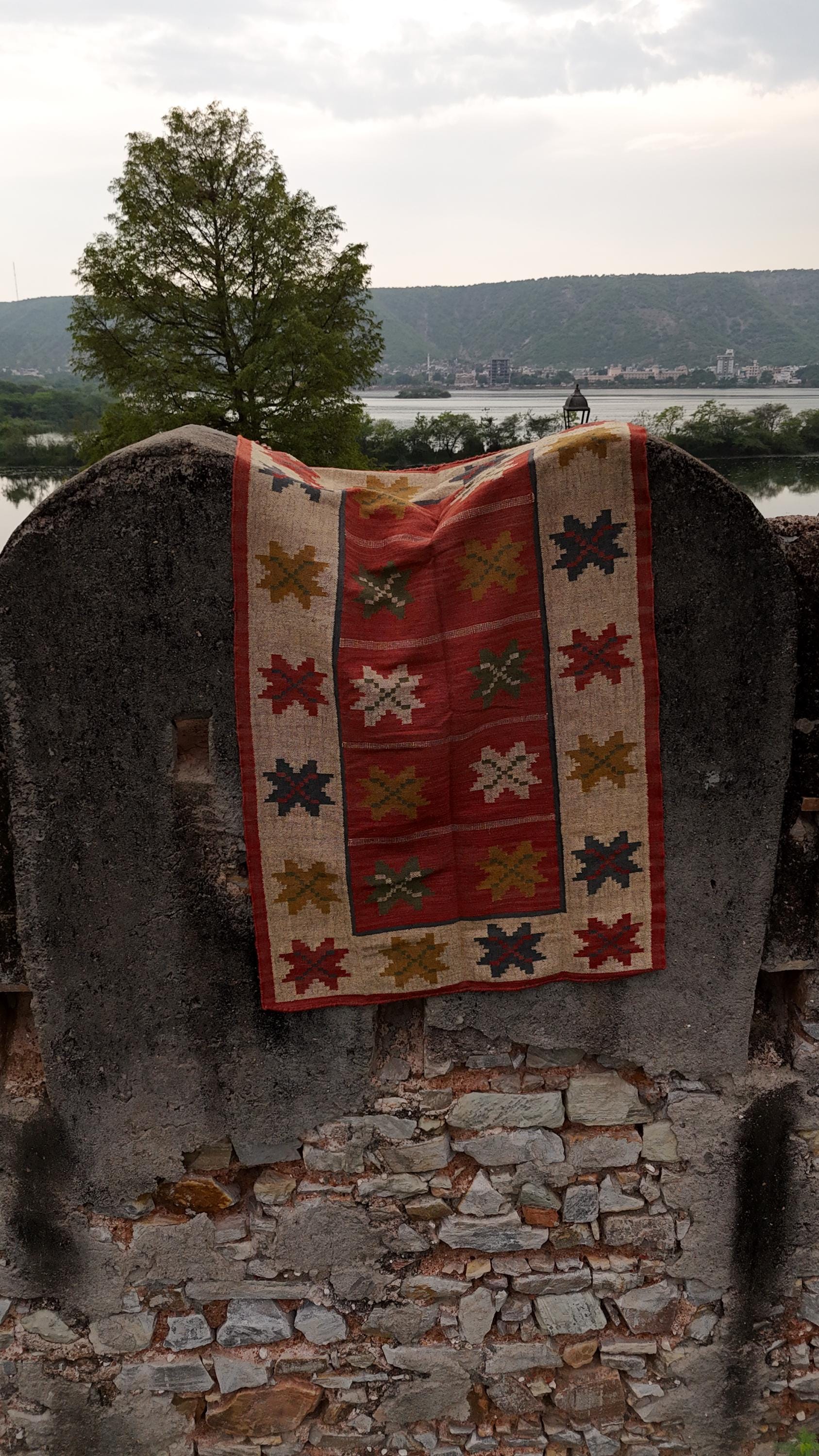 Wool Jute kilim Rug | Handmade Vintage Area Rug for Eco-Friendly Home Decor, Traditional Indian Rug, Woven Area Rug, Kilim Dhurrie Rug