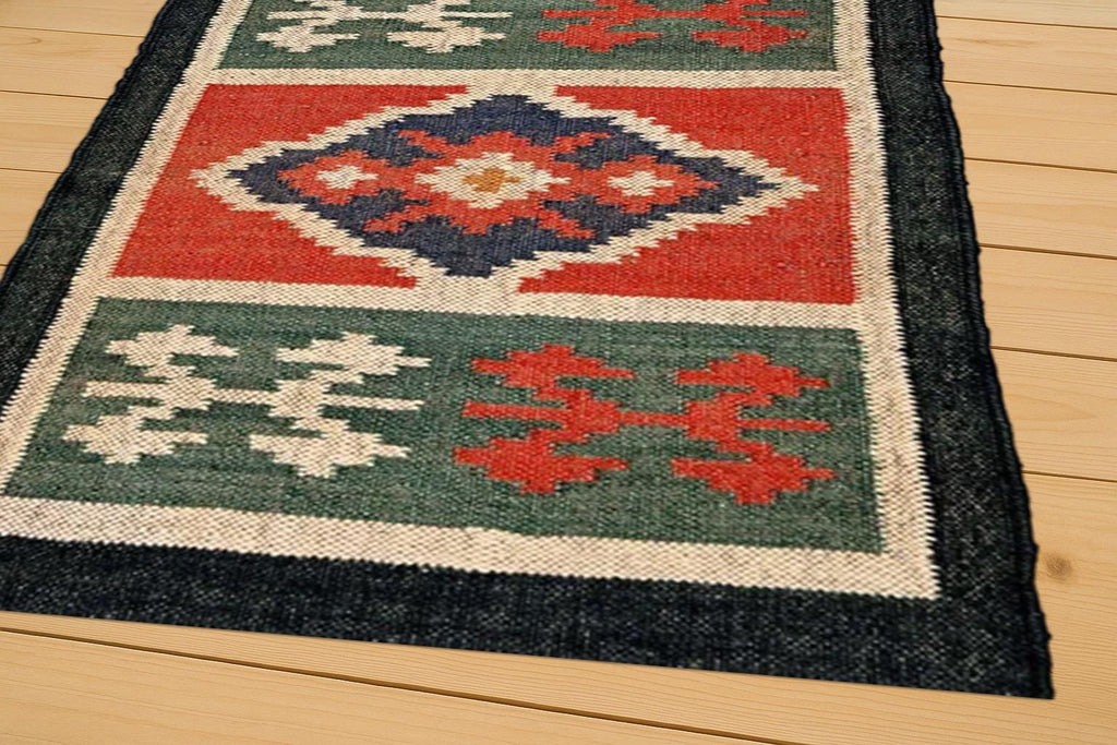 Bohemian Jute Kilim Rug – Handmade Tribal Flatweave Carpet for Rustic, Boho & Modern Decor