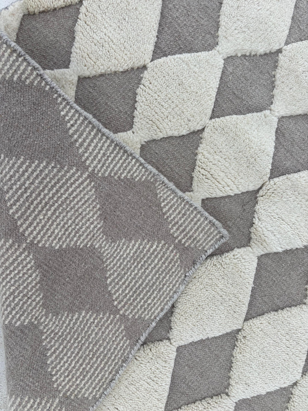 Custom Beni Ourain Moroccan Rug Diamond Pattern Handmade Berber Wool Luxury Living Room Carpet High Quality Beni Ourain Carpet