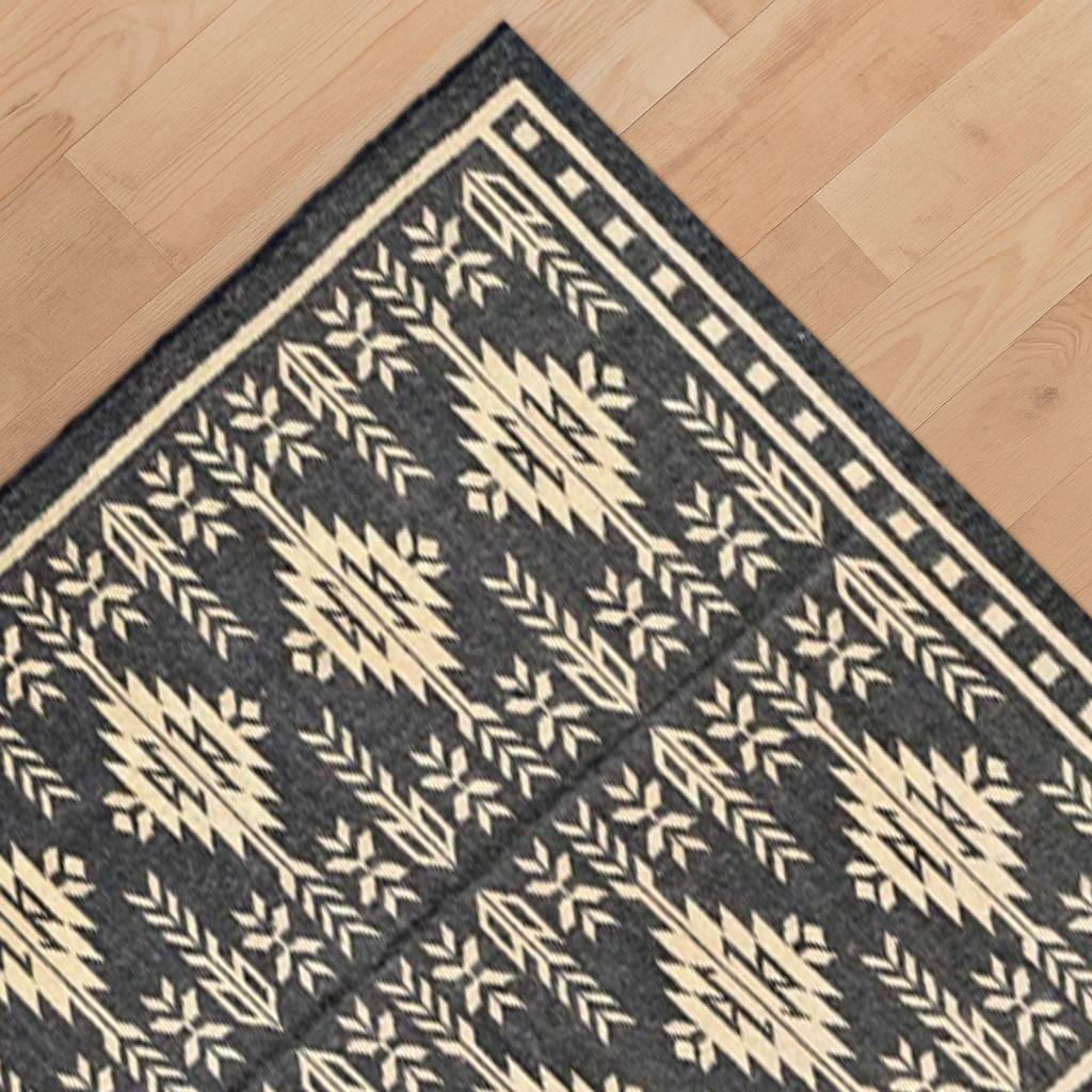 Trending Black White Kilim Rug, Handwoven Wool Jute Area Rug, Bohemian Southwestern Home Decor, Modern Geometric Floor Carpet, pet friendly