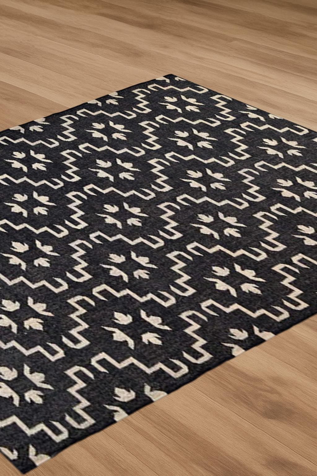 Handcrafted Wool Kilim Rug | Geometric Shape Custom Durrie Rug |  Handmade Flatweave Rug for Living Room | Home Decor Carpet | Kilim Rug