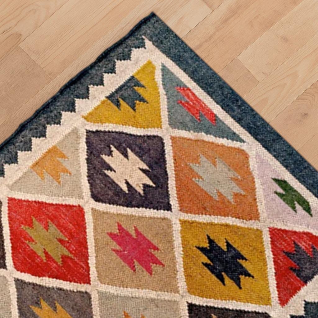 Vintage-Inspired Jute Kilim Rug | Handcrafted Tribal Design Rug for Bohemian or Rustic Home Decor | Floor Kilim Rug for Bedroom | Kilim Rug
