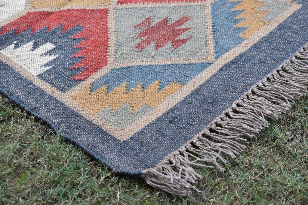 Kilim Runner Handwoven Navajo Kilim Rug Handmade Kilim Dhurrie Rug Motifs, Oriental |  Traditional Indian Geometric Kilim Runner Custom Rug