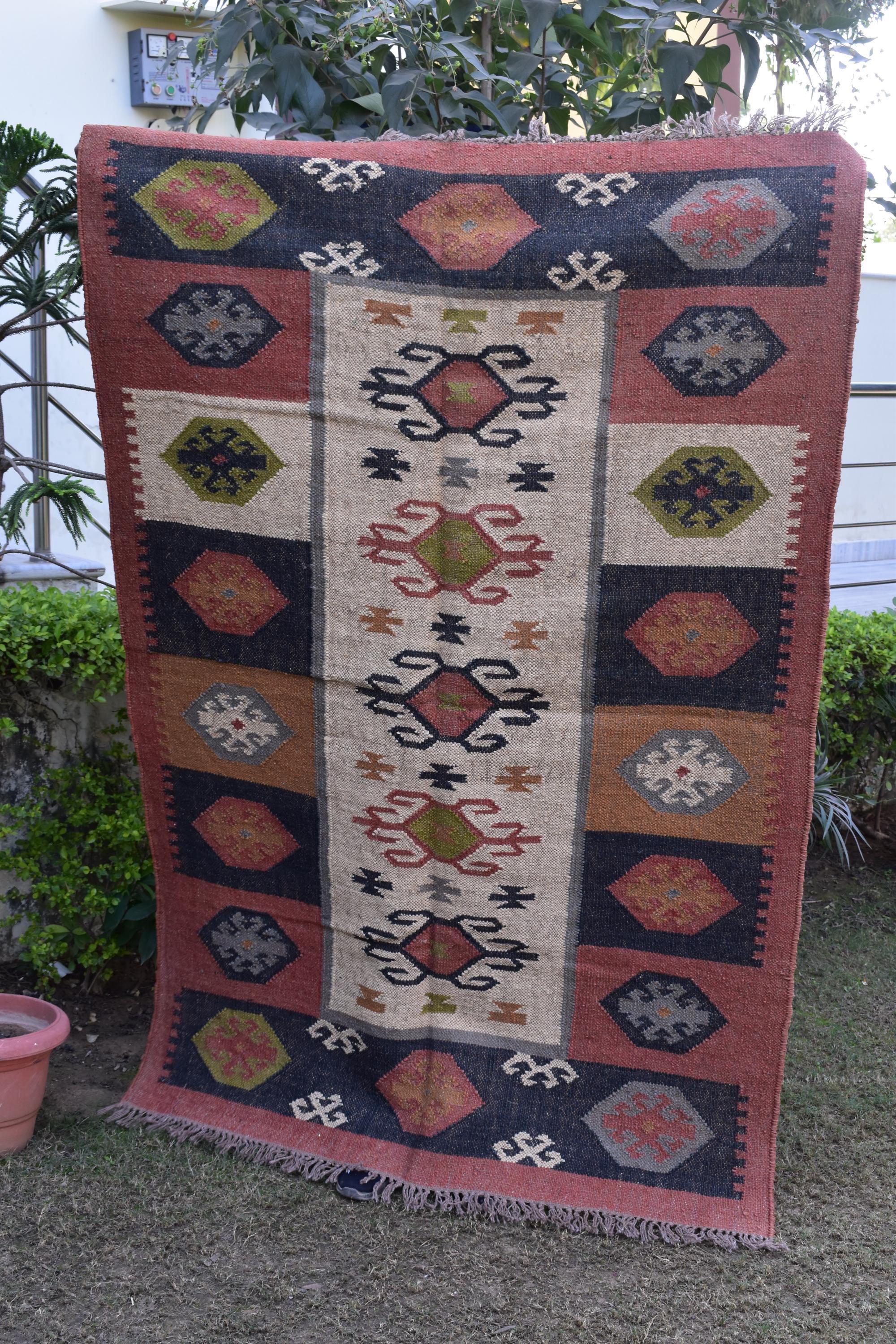 Handwoven Wool Jute Kilim Rug | Tribal Geometric Medallion Design | Boho Vintage Area Rug for Living Room & Bedroom