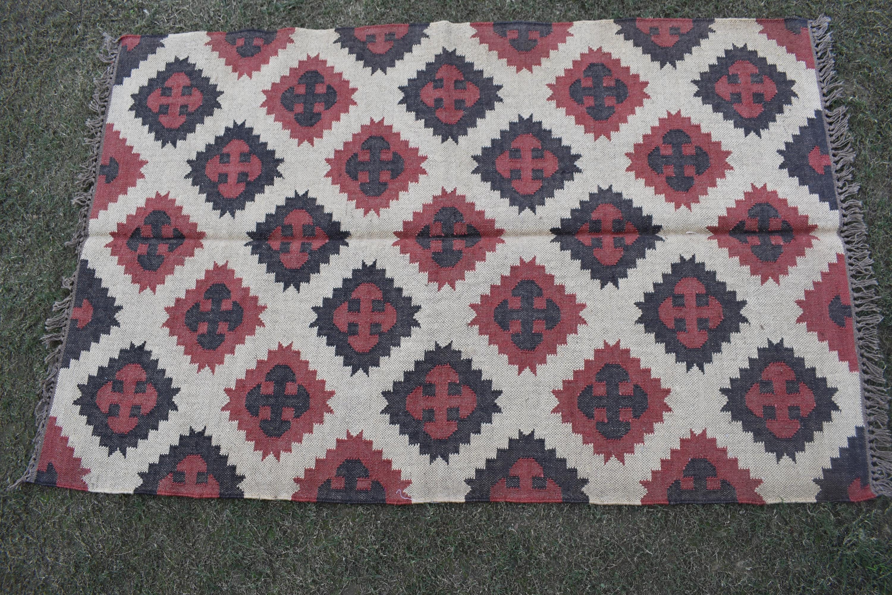 Handwoven Wool Jute Kilim Rug | Tribal Diamond Medallion Pattern | Boho Vintage Area Rug for Living Room & Bedroom Reversible Flat Weave Rug