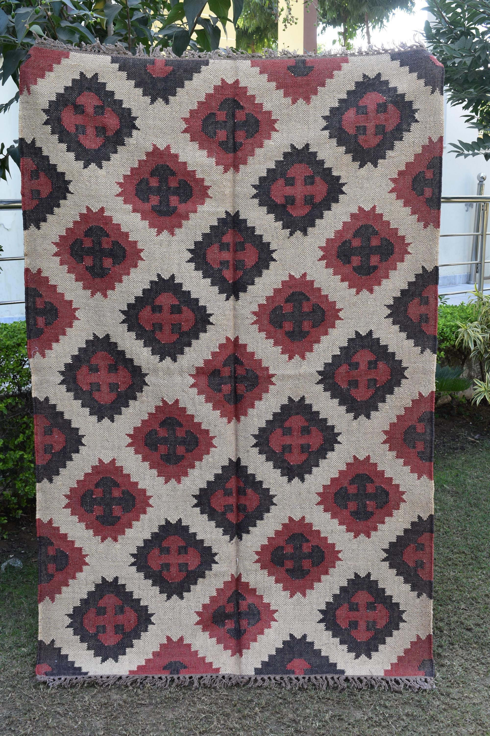 Handwoven Wool Jute Kilim Rug | Tribal Diamond Medallion Pattern | Boho Vintage Area Rug for Living Room & Bedroom Reversible Flat Weave Rug
