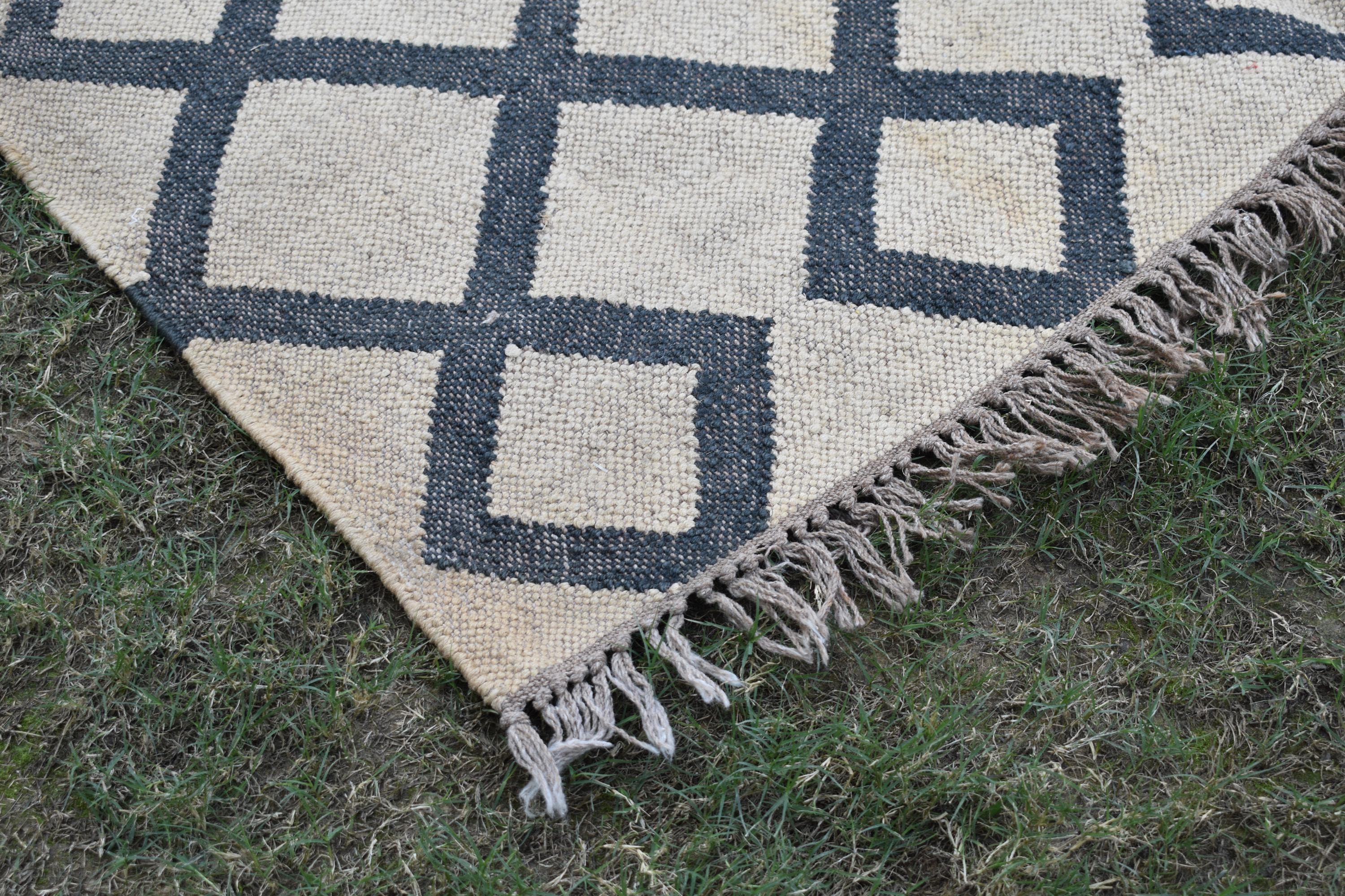 Authentic Handwoven Kilim Rug Wool Jute Tribal Diamond Pattern Bohemian Vintage Reversible Carpet Navajo Rug Weave Runner